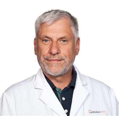 Portraitfoto Prof. Dr. Mathias Warm, Chefarzt Brustzentrum Holweide. Foto: S. Schovenberg