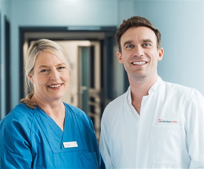 Prof. Dr. Michael Mallmann, Chefarzt der Frauenklinik, und Heidi Schweizer, Leitende Hebamme, Foto: monsters of media