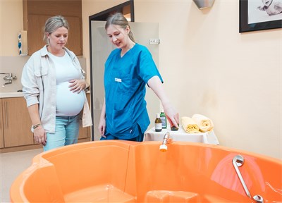 An unseren Infiabenden können Sie den Kreißsaal kennenlernen, Foto: monsters of media